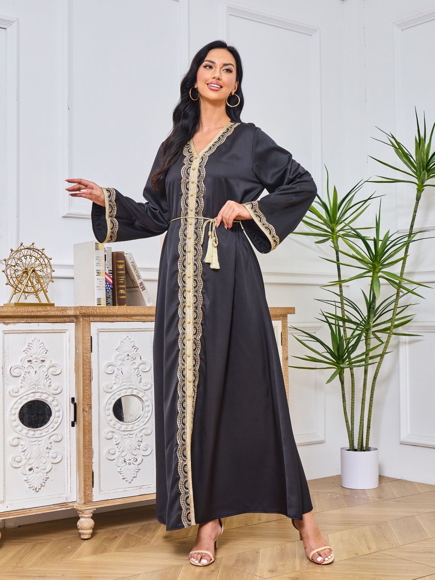 Abaya with printed Hot-stone And Embroidered Detailing