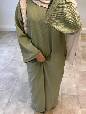 Ribbed Abaya