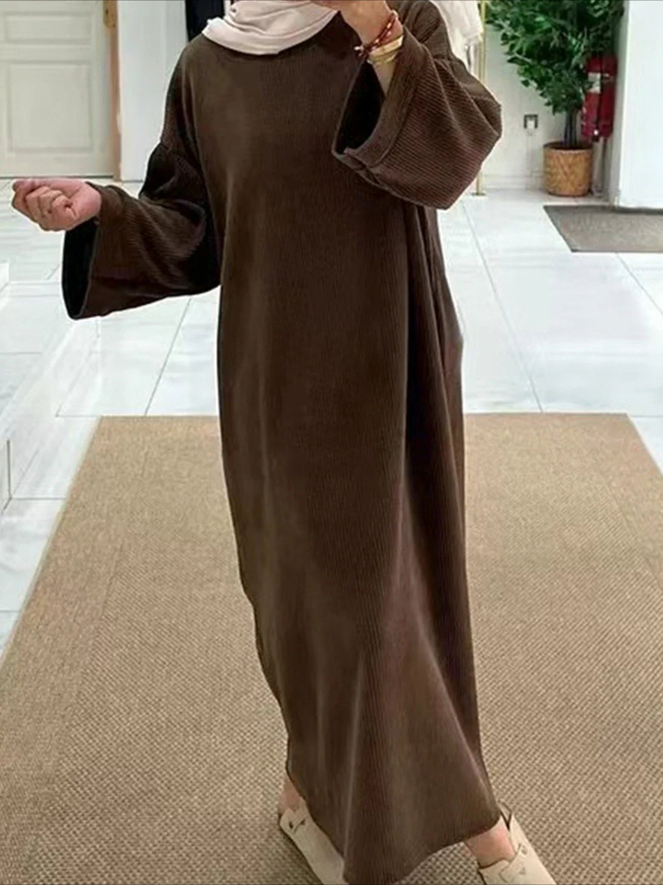 Ribbed Abaya