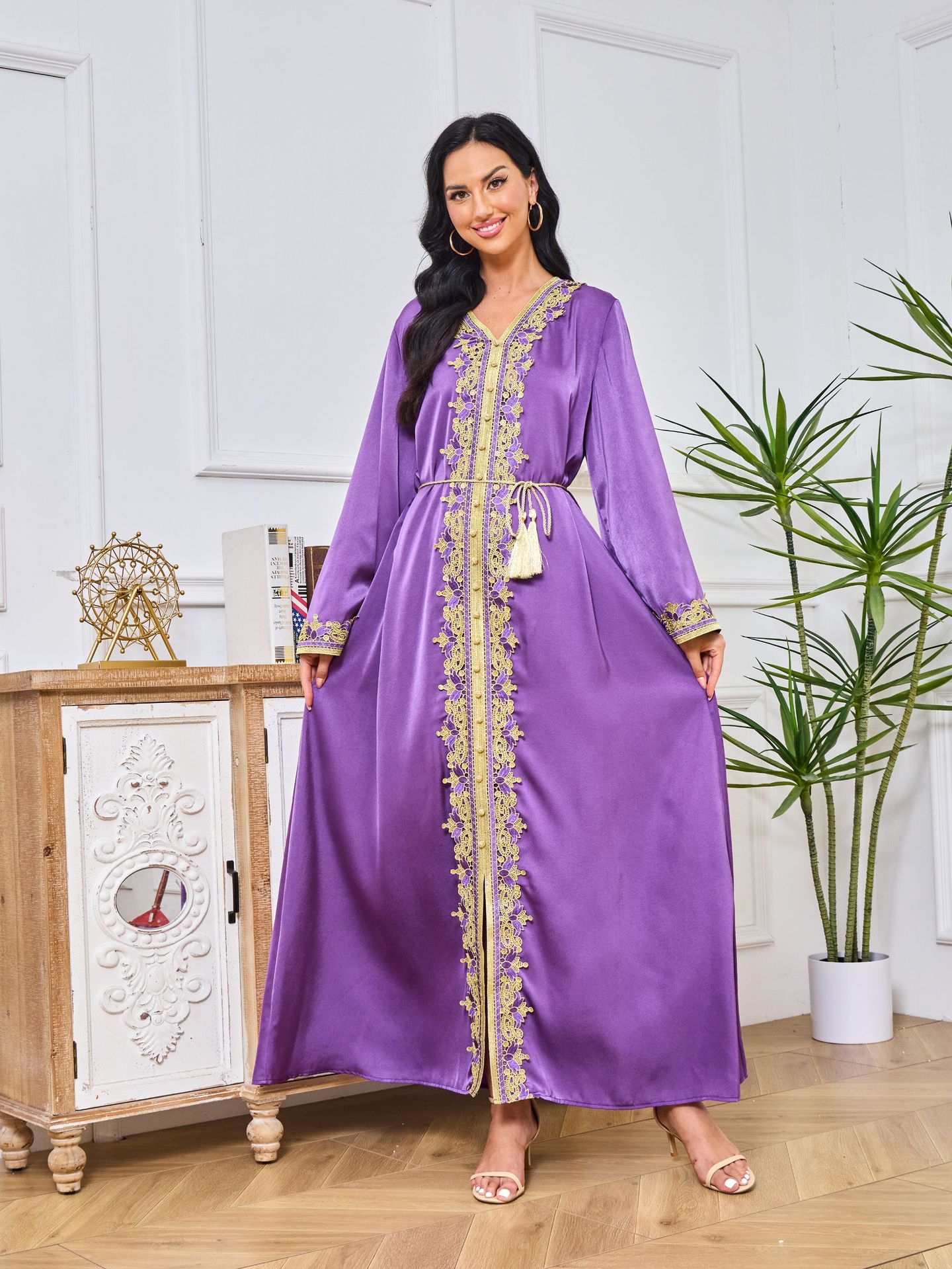 Abaya with printed Hot-stone And Embroidered Detailing