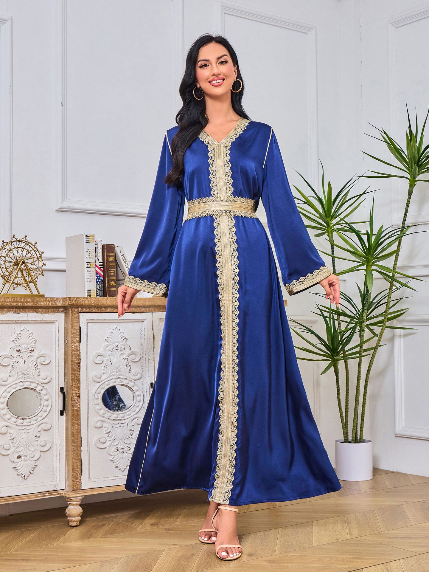 Abaya with printed Hot-stone And Embroidered Detailing